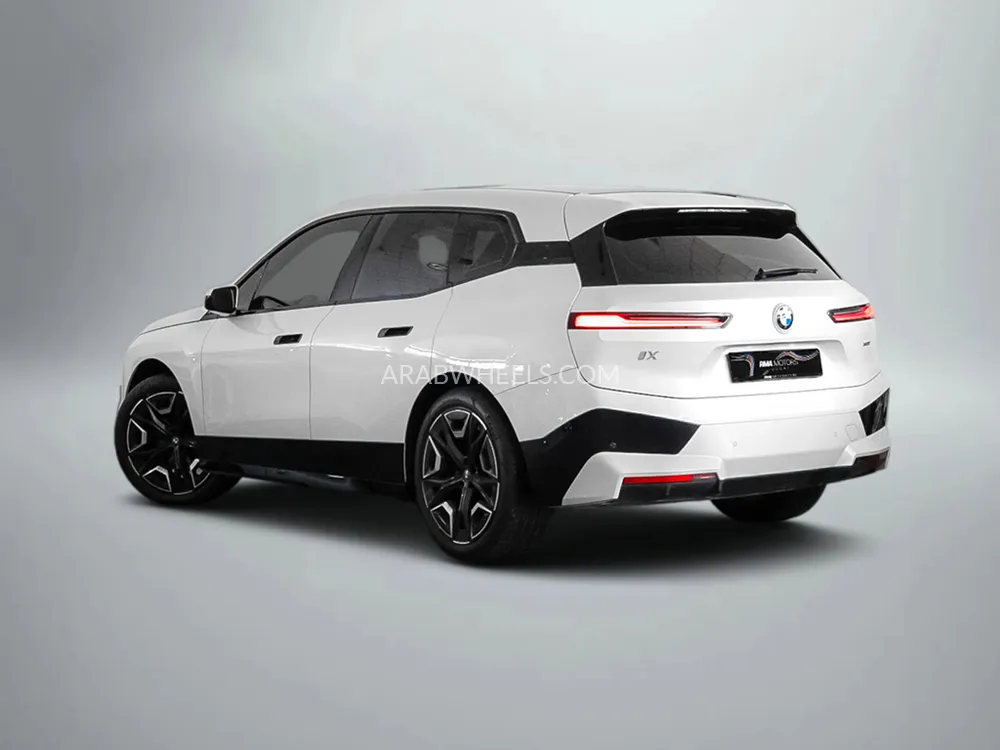 BMW iX 2023 for Sale in Dubai Image-2