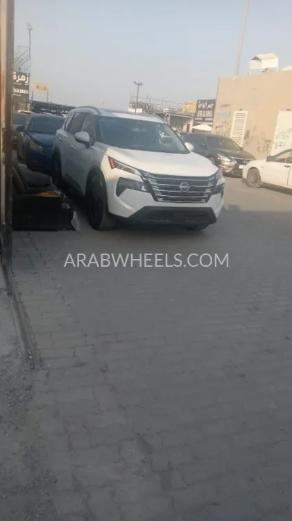 Nissan Rogue 2024 for Sale in Sharjah Image-1