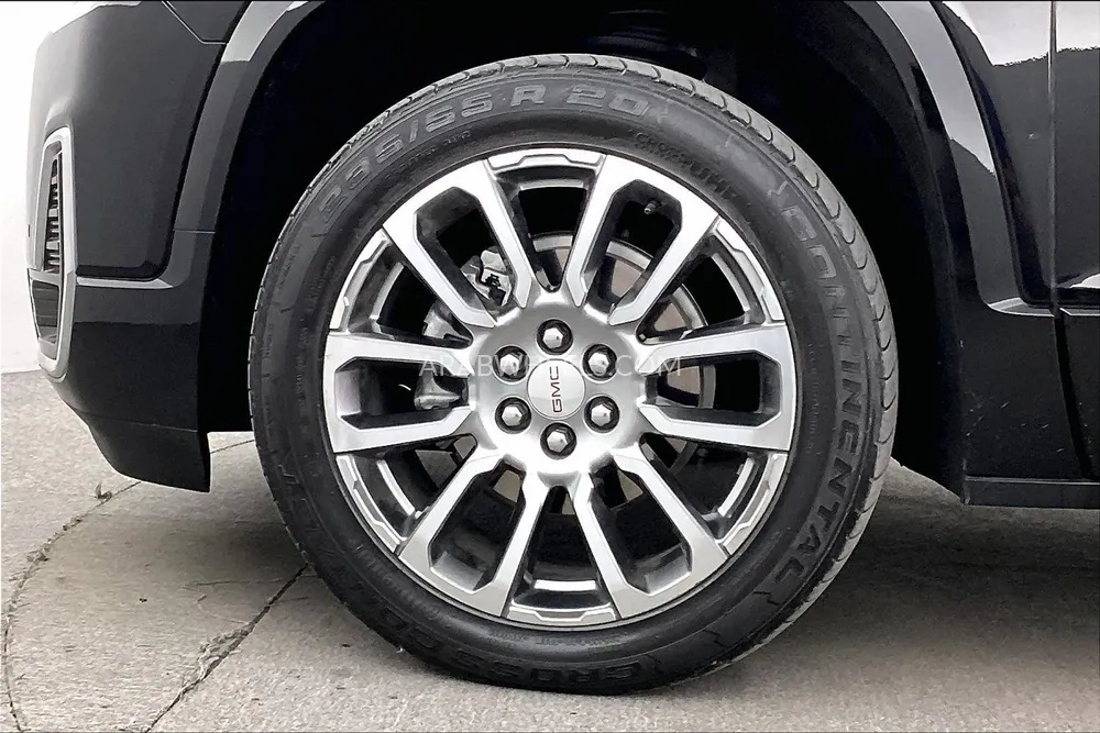 GMC Acadia 2023 for Sale in Sharjah Image-9