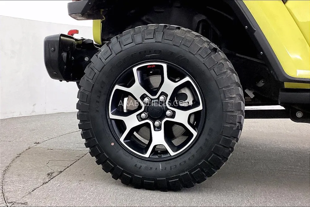 Jeep Wrangler 2023 for Sale in Dubai Image-9