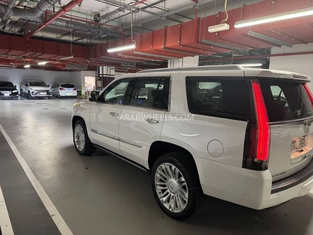Cadillac Escalade 2019 for Sale in Ajman Image-4