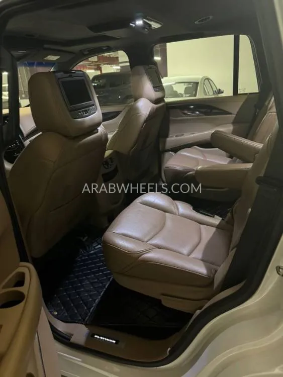 Cadillac Escalade 2019 for Sale in Ajman Image-22