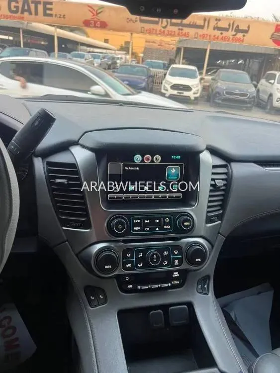 Chevrolet Tahoe 2015 for Sale in Ajman Image-8