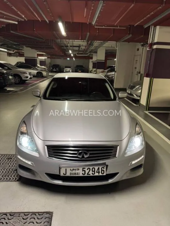 Infiniti Q60 2015 for Sale in Ajman Image-1
