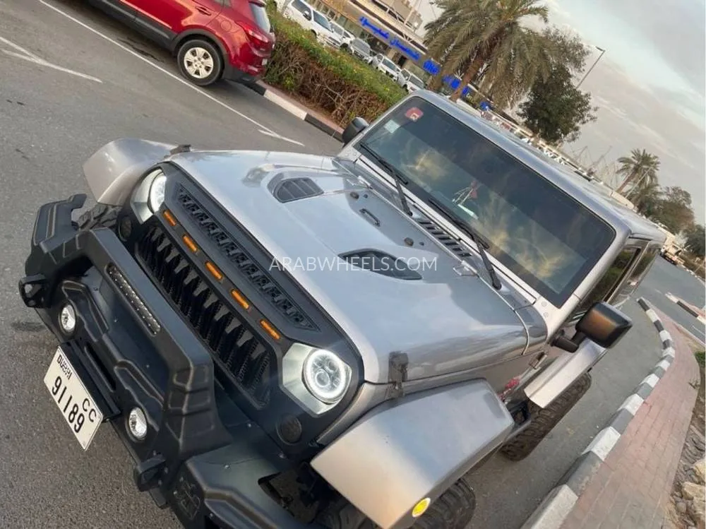 Jeep Wrangler 2015 for Sale in Ajman Image-8
