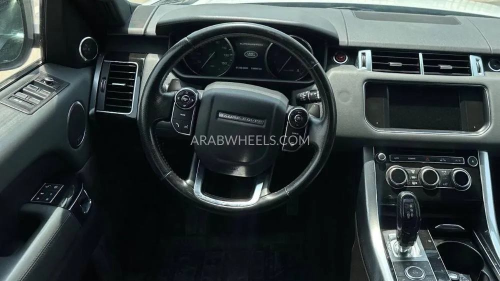 Land Rover Range Rover Sport 2014 for Sale in Ajman Image-12