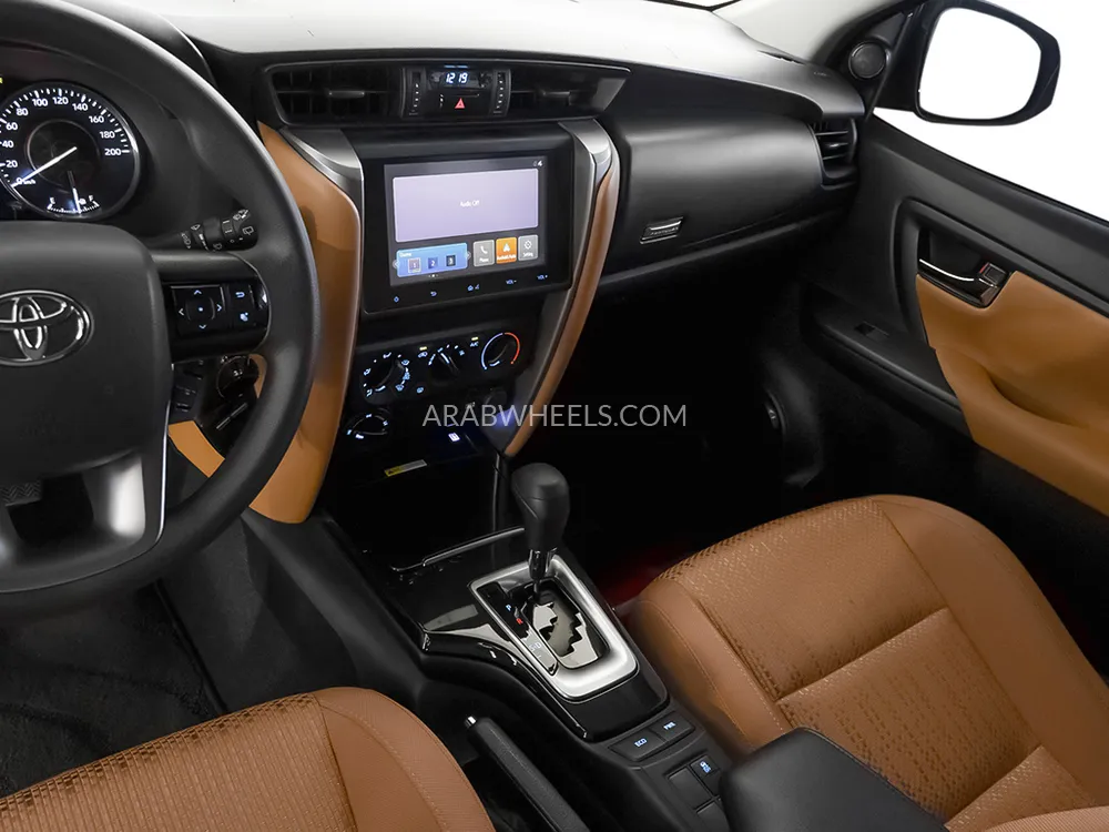 Toyota Fortuner 2025 for Sale in Dubai Image-9