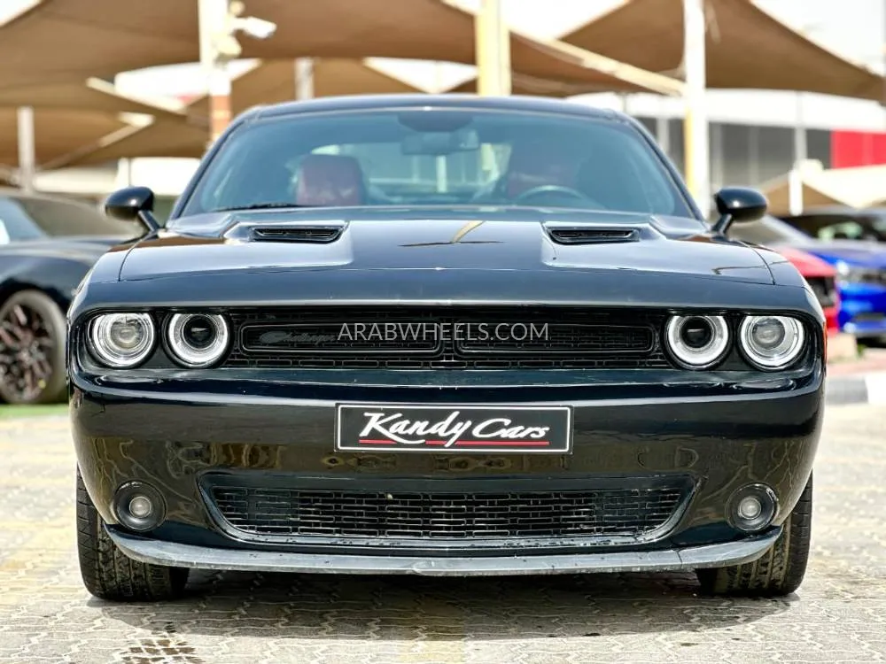 Dodge Challenger 2019 for Sale in Sharjah Image-2