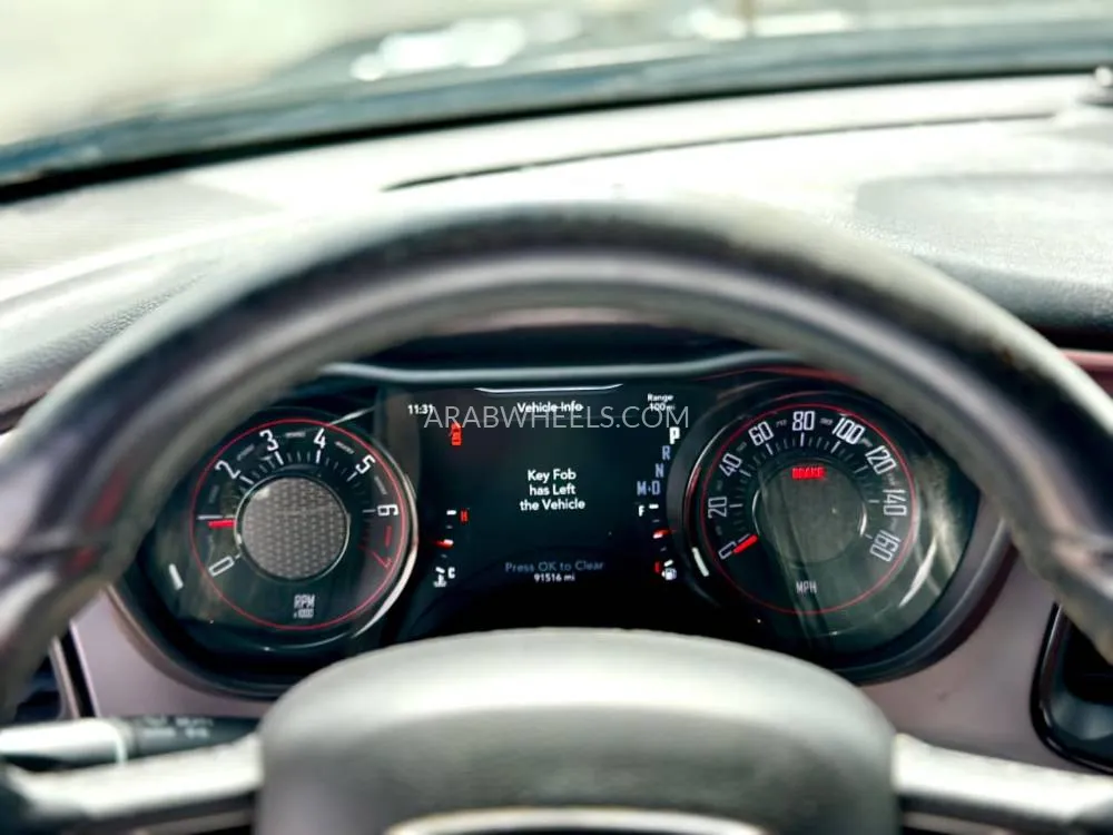 Dodge Challenger 2019 for Sale in Sharjah Image-11