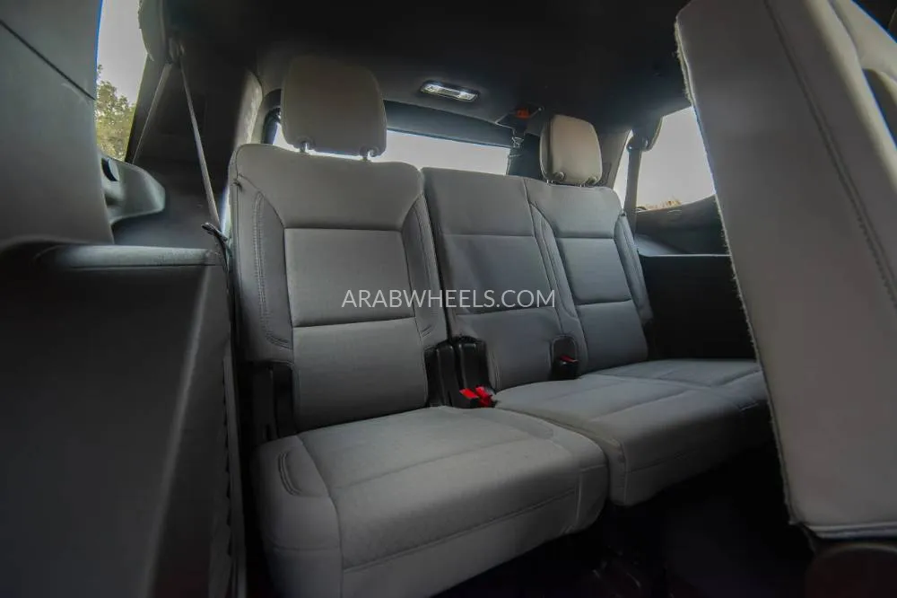 شيفروليه تاهو 2023 for Sale in الشارقة Image-14