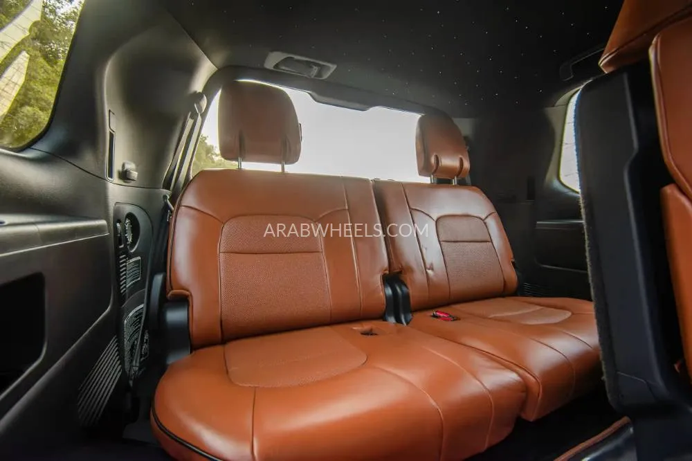 Toyota Land Cruiser 2016 for Sale in Sharjah Image-12