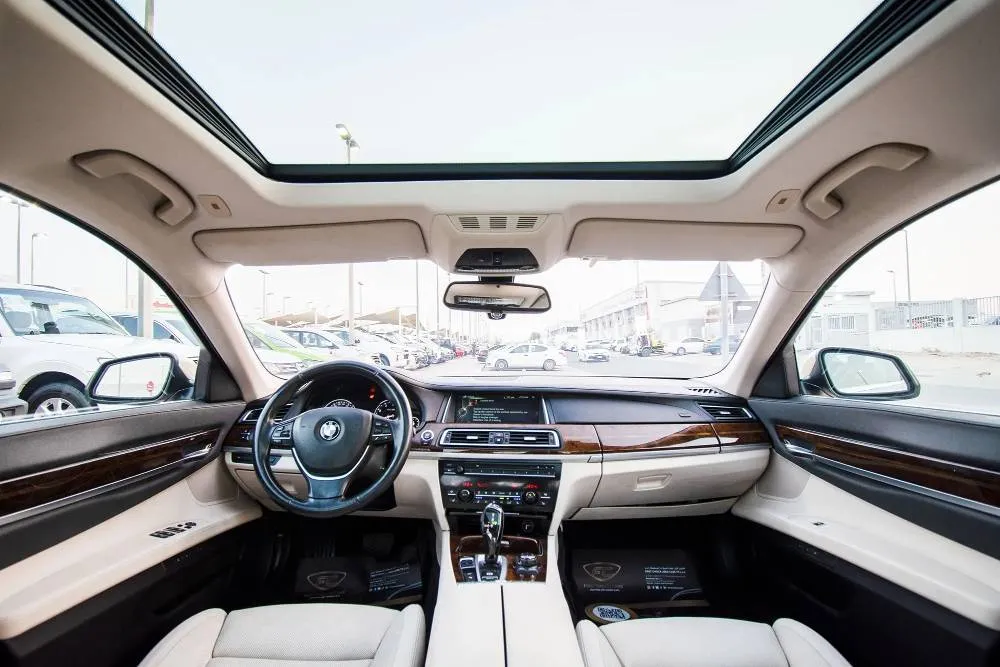 BMW 7 series 2013 for Sale in Sharjah Image-9