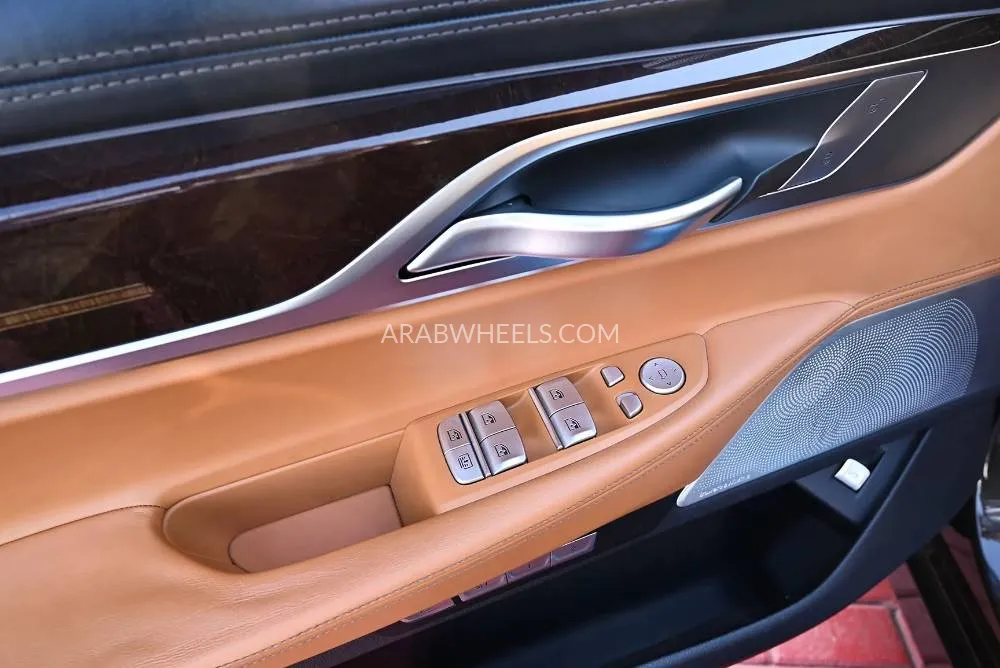 BMW 7 series 2016 for Sale in Sharjah Image-17