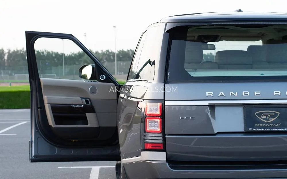 Land Rover Range Rover 2016 for Sale in Sharjah Image-9