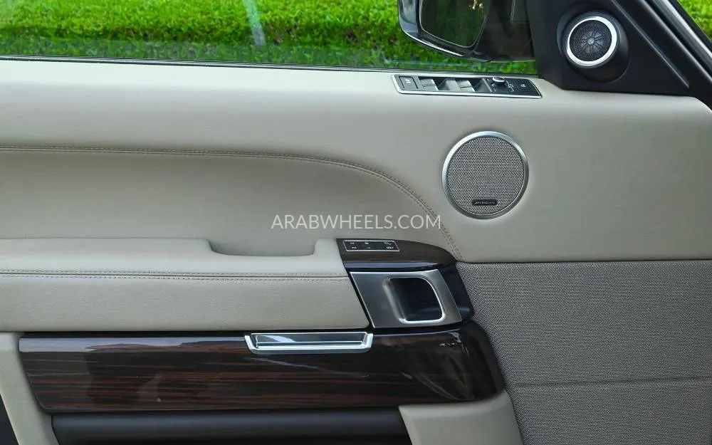 Land Rover Range Rover 2016 for Sale in Sharjah Image-19