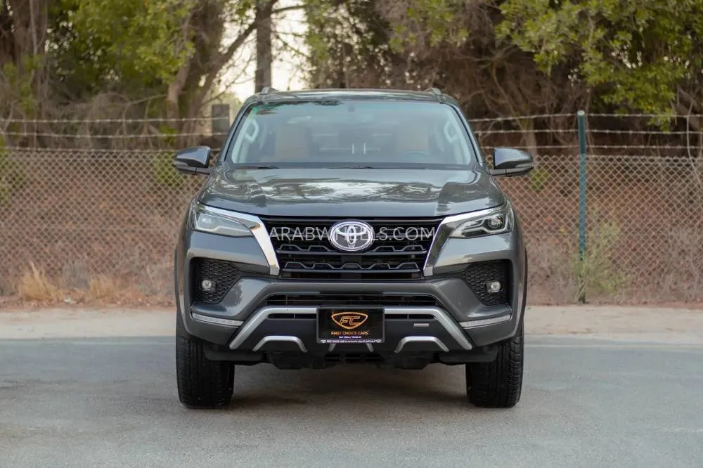 Toyota Fortuner 2022 for Sale in Sharjah Image-6