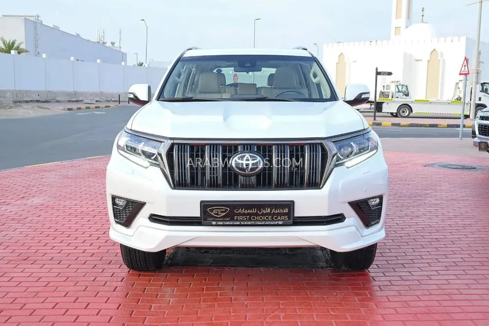 Toyota Land Cruiser Prado 2022 for Sale in Sharjah Image-7