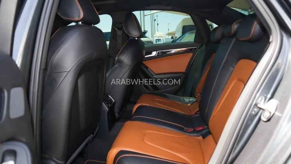 Audi A4 2019 for Sale in Sharjah Image-12