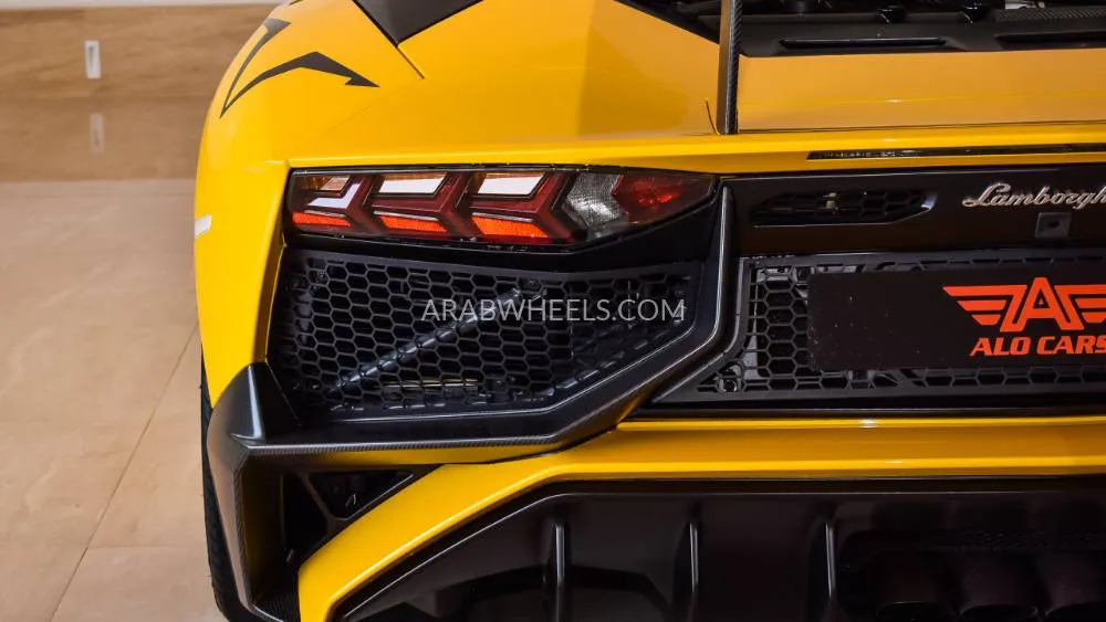 لامبورغيني أفينتادور 2016 for Sale in دبي Image-4