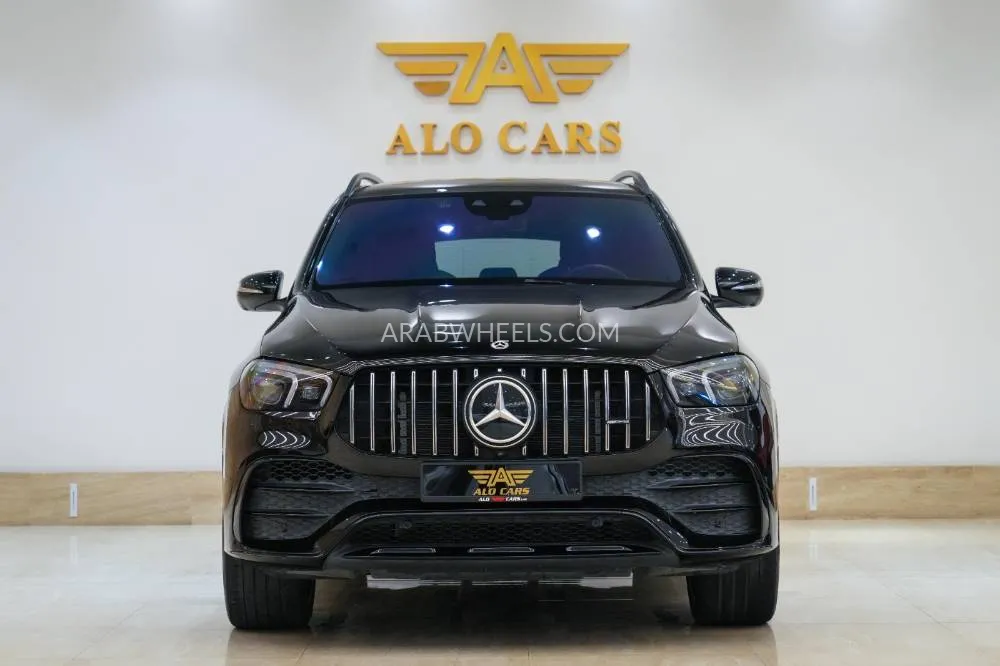 Mercedes Benz GLE Class 2023 for Sale in Dubai Image-2
