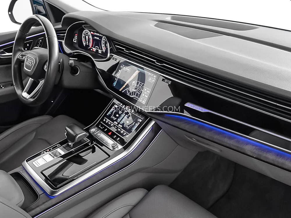 Audi Q8 2019 for Sale in Dubai Image-13