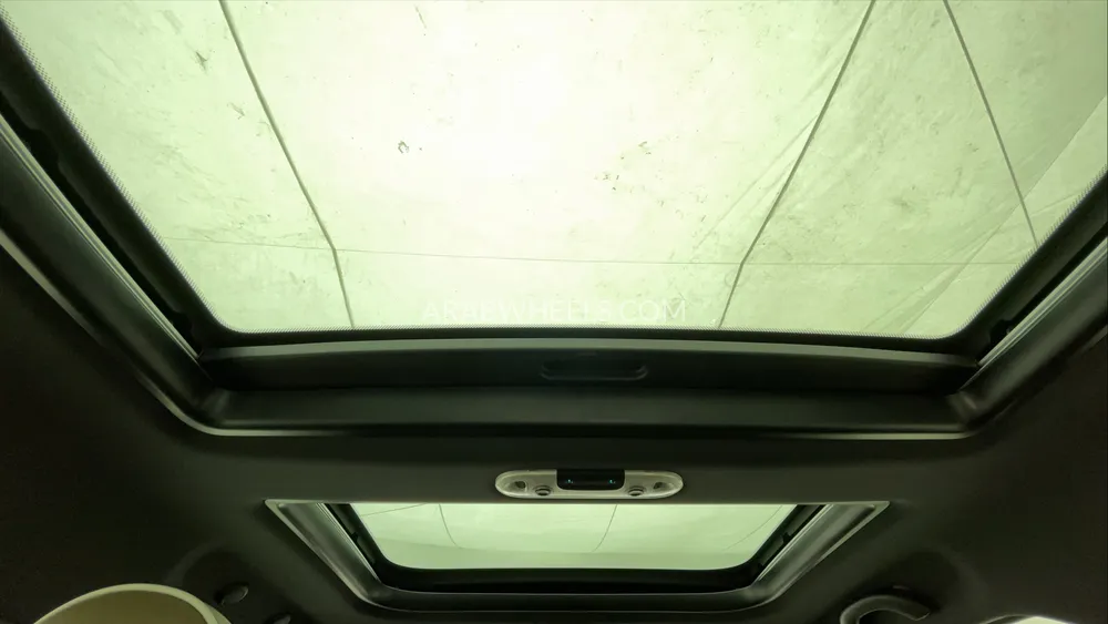 Mini Countryman 2019 for Sale in Dubai Image-24