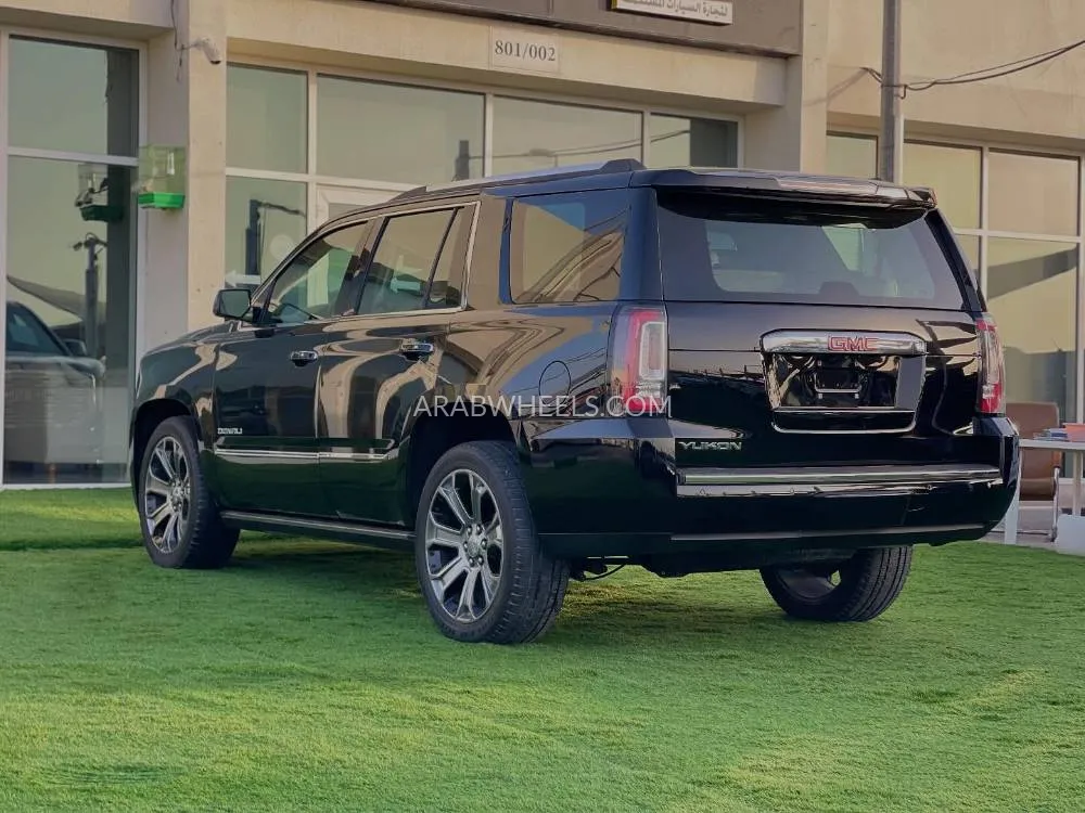 GMC Yukon 2015 for Sale in Sharjah Image-9