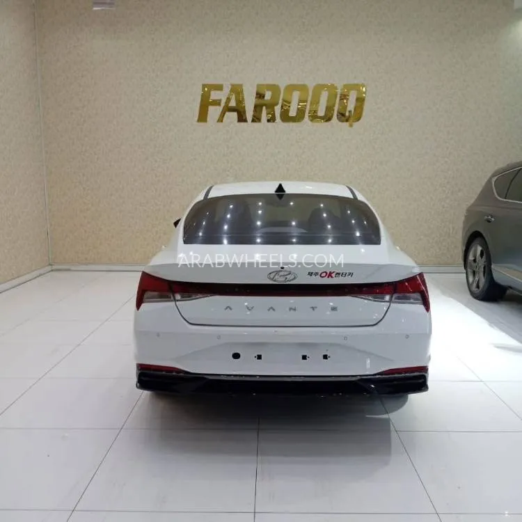 Hyundai Avante 2021 for Sale in Ajman Image-7