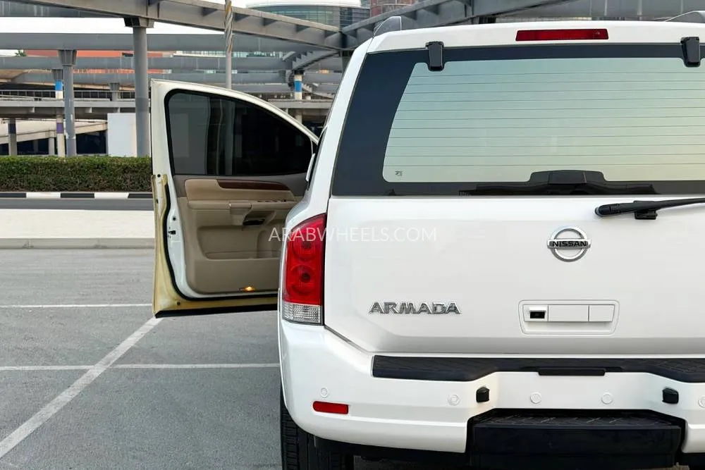 Nissan Armada 2009 for Sale in Dubai Image-16