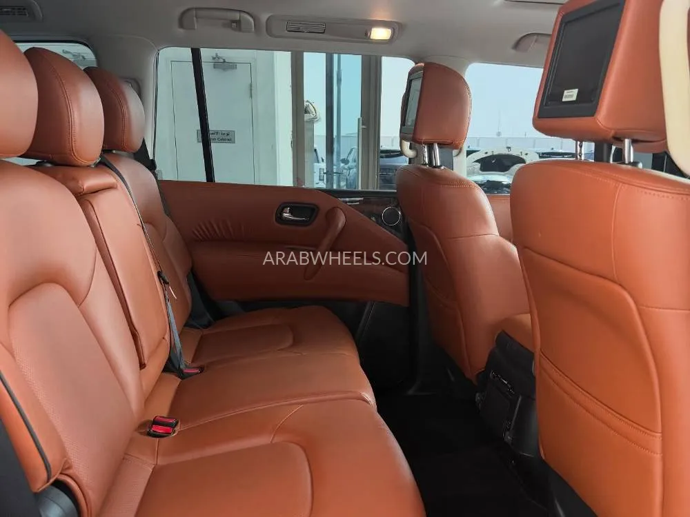 Nissan Patrol 2024 for Sale in Abu Dhabi Image-10