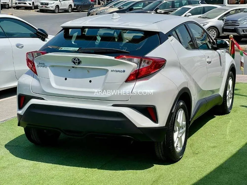 Toyota C-HR 2022 for Sale in Sharjah Image-10