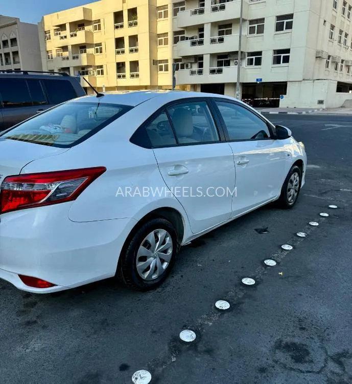 Toyota Yaris 2016 for Sale in Dubai Image-4
