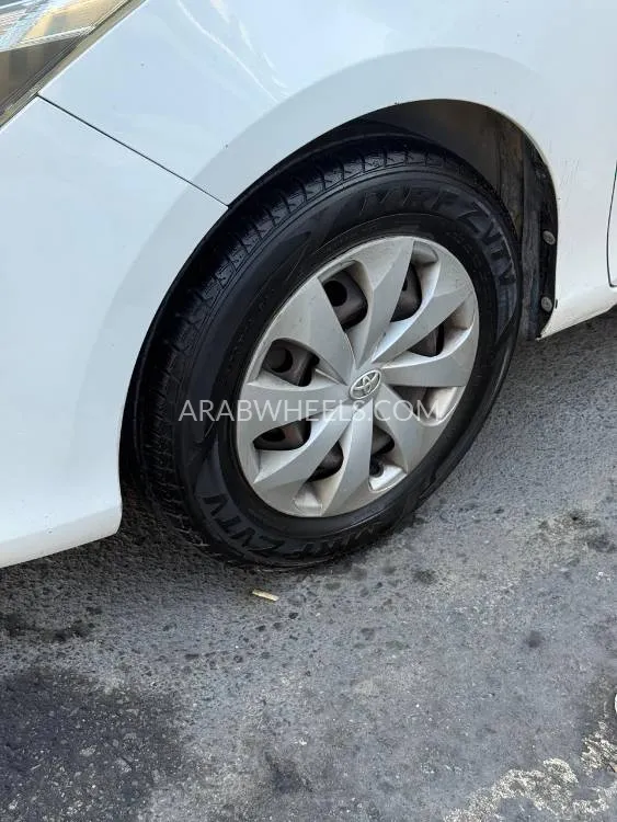 Toyota Yaris 2016 for Sale in Dubai Image-6