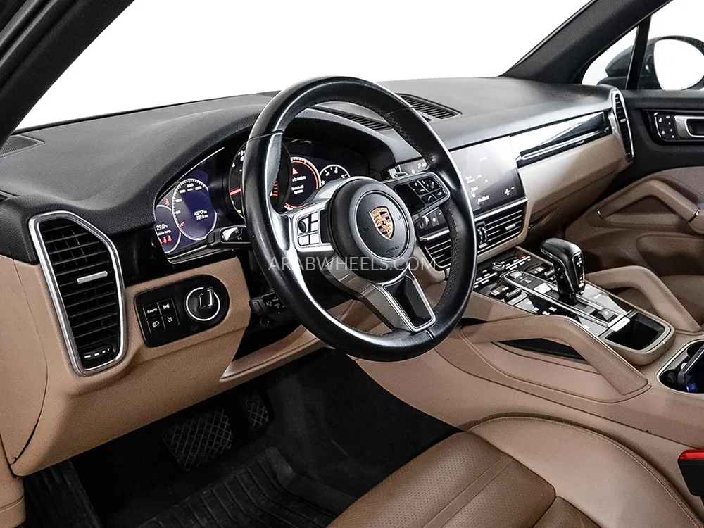 Porsche Cayenne 2022 for Sale in Dubai Image-7