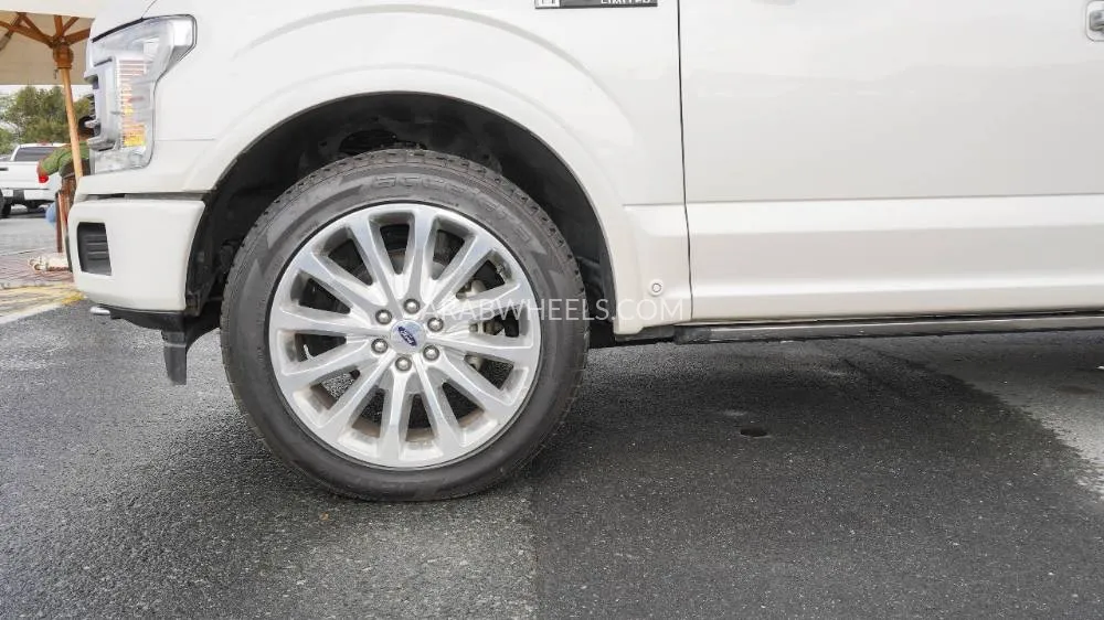 Ford F 150 2019 for Sale in Sharjah Image-5