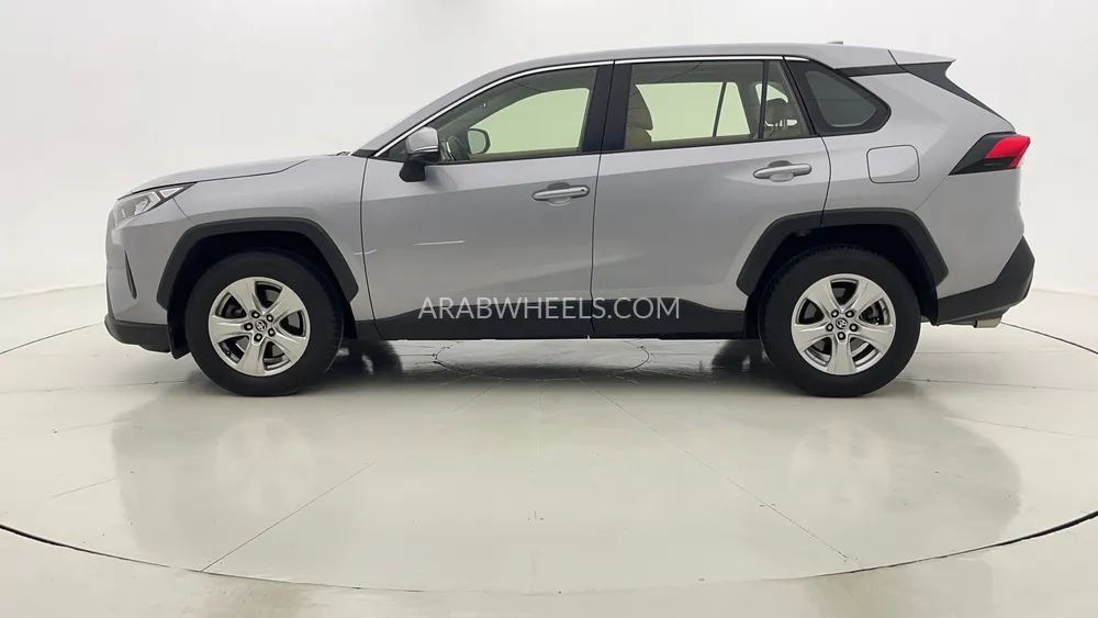 Toyota Rav4 2021 for Sale in Dubai Image-6