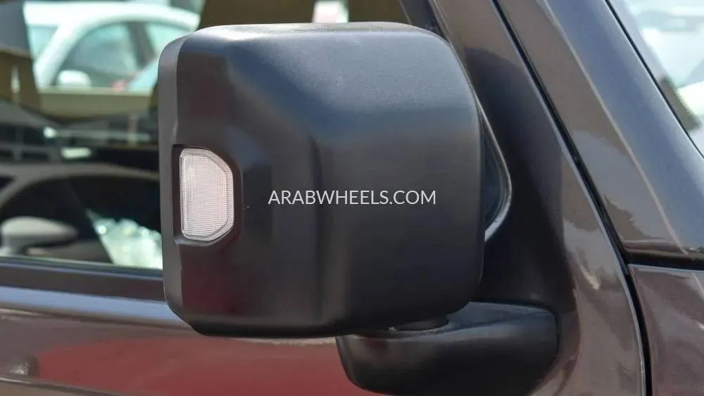 Jeep Wrangler 2018 for Sale in Sharjah Image-8