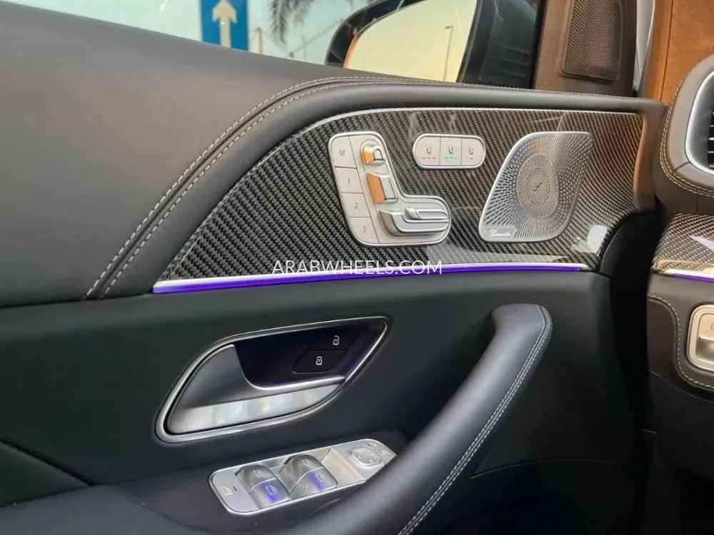 مرسيدس بنز GLS 2021 for Sale in دبي Image-14