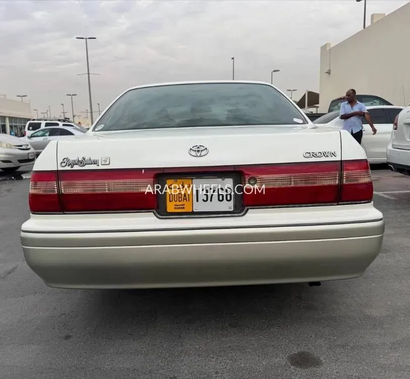 تويوتا كراون 1995 for Sale in الشارقة Image-5
