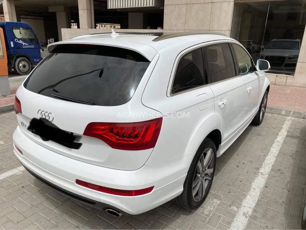 Audi Q7 2011 for Sale in Sharjah Image-3