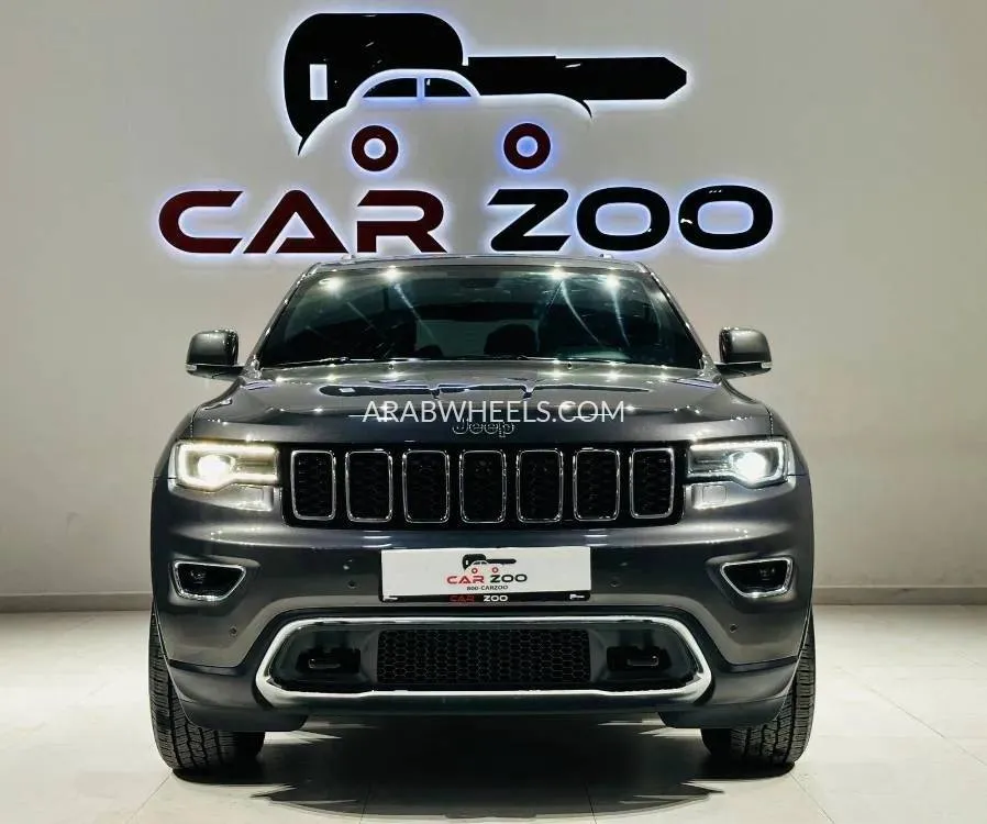 Jeep Grand Cherokee 2018 for Sale in Dubai Image-2