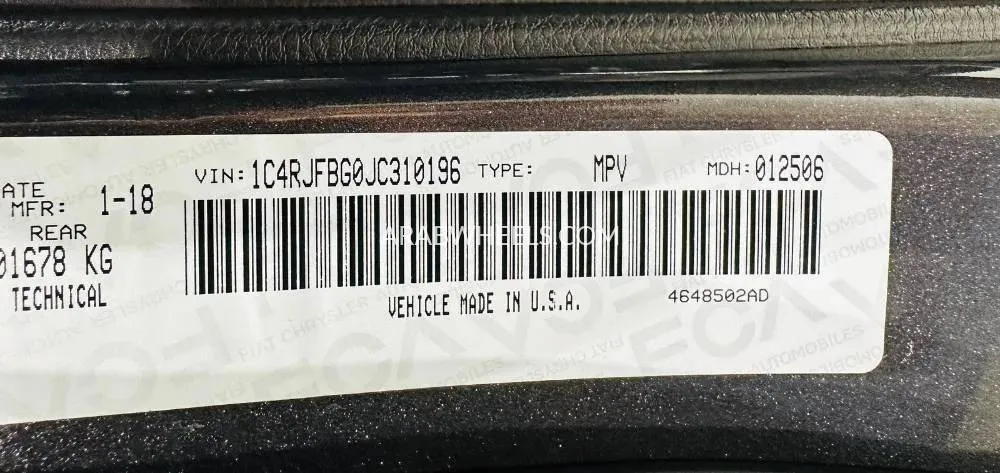 Jeep Grand Cherokee 2018 for Sale in Dubai Image-10