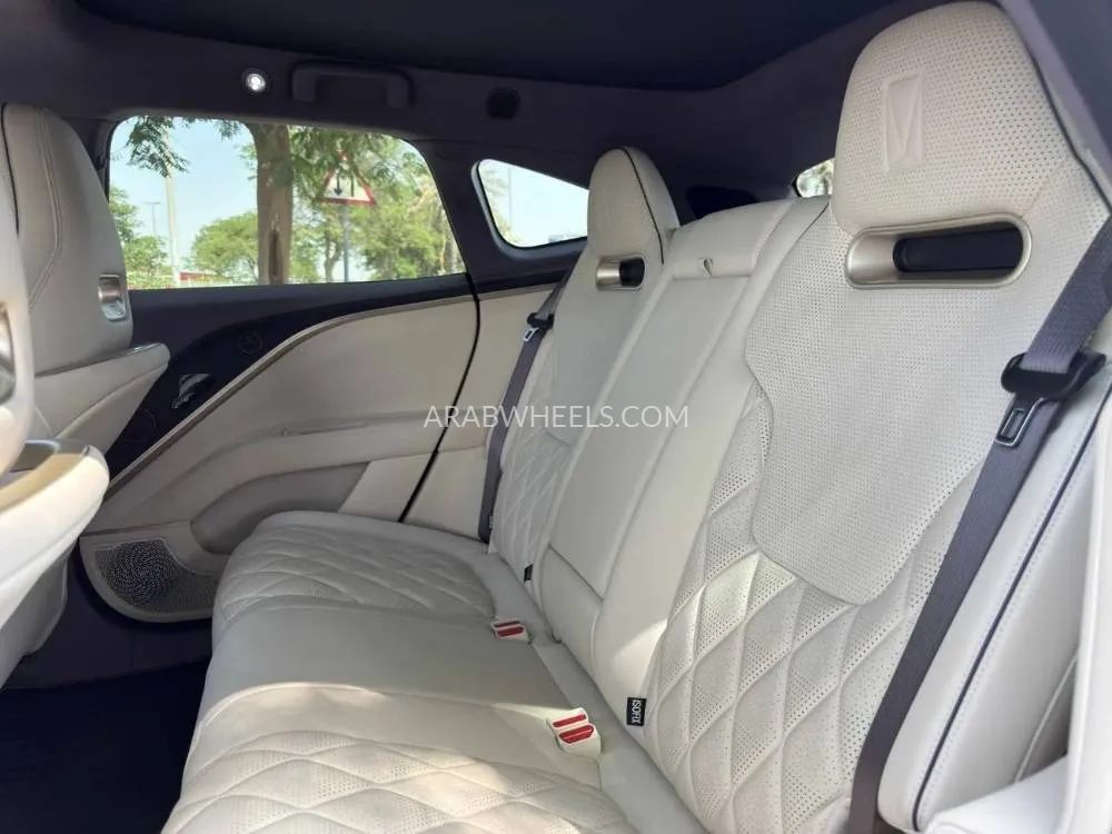 Avatr 11 2025 for Sale in Dubai Image-11