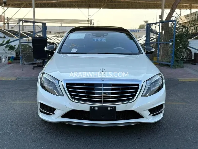Mercedes Benz CLS Class 2015 for Sale in Dubai Image-2