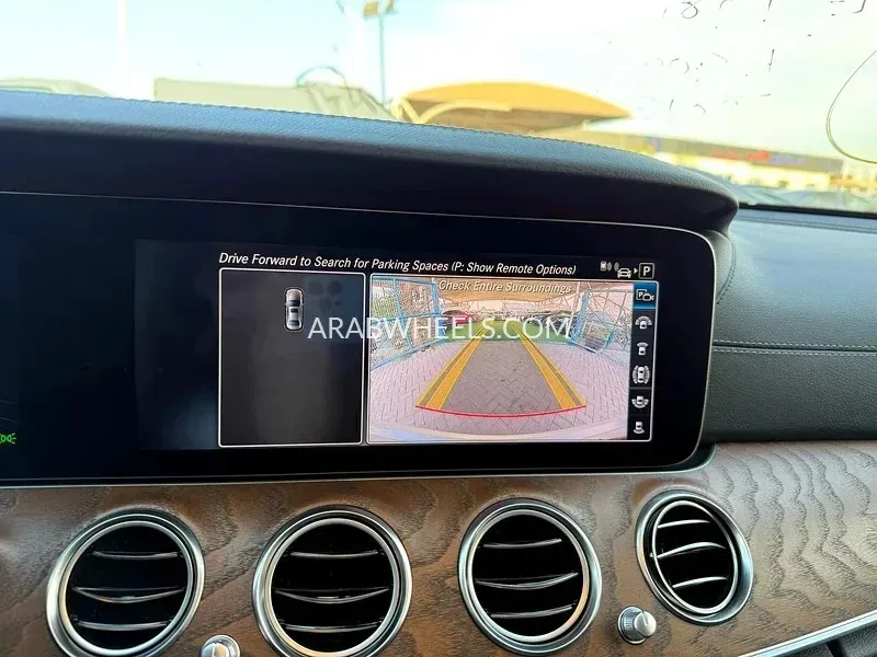 Mercedes Benz E Class 2018 for Sale in Dubai Image-15
