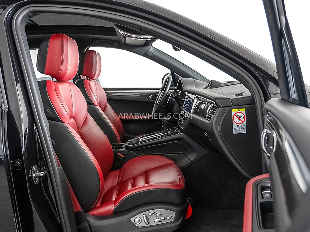 بورشه ماكان 2024 for Sale in دبي Image-8