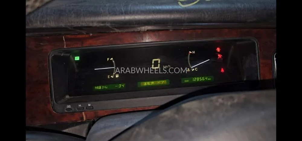 Toyota Century 1993 for Sale in Ajman Image-6