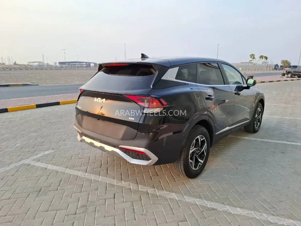 Kia Sportage 2023 for Sale in Ajman Image-19