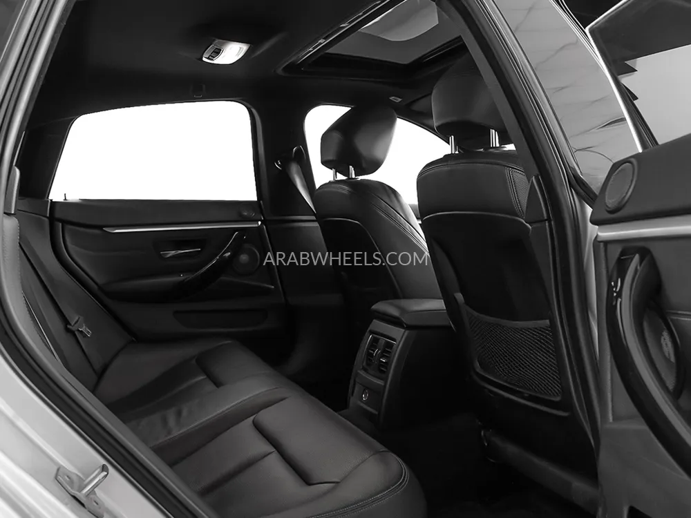 BMW 4 series 2018 for Sale in Dubai Image-14