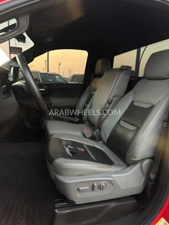 GMC Sierra 2021 for Sale in Ajman Image-4